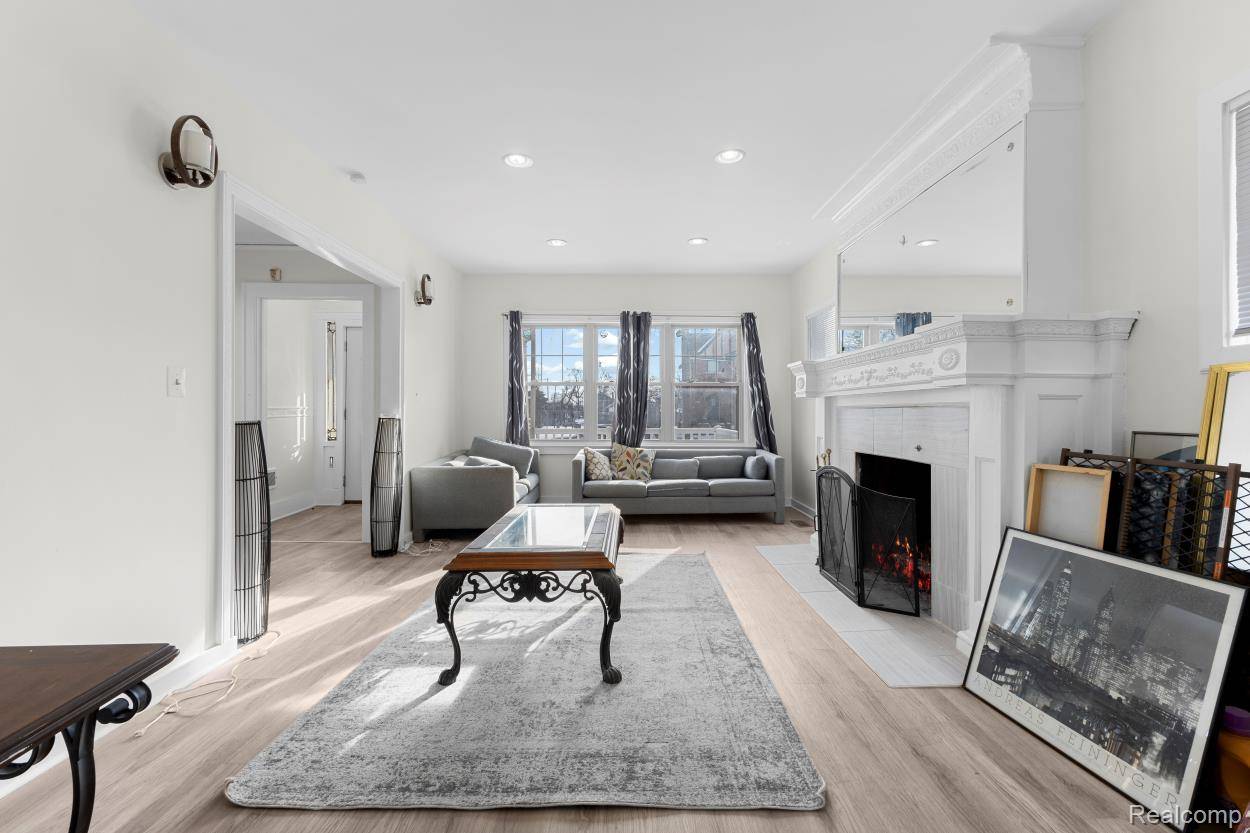 Detroit, MI 48206,1936 Atkinson ST