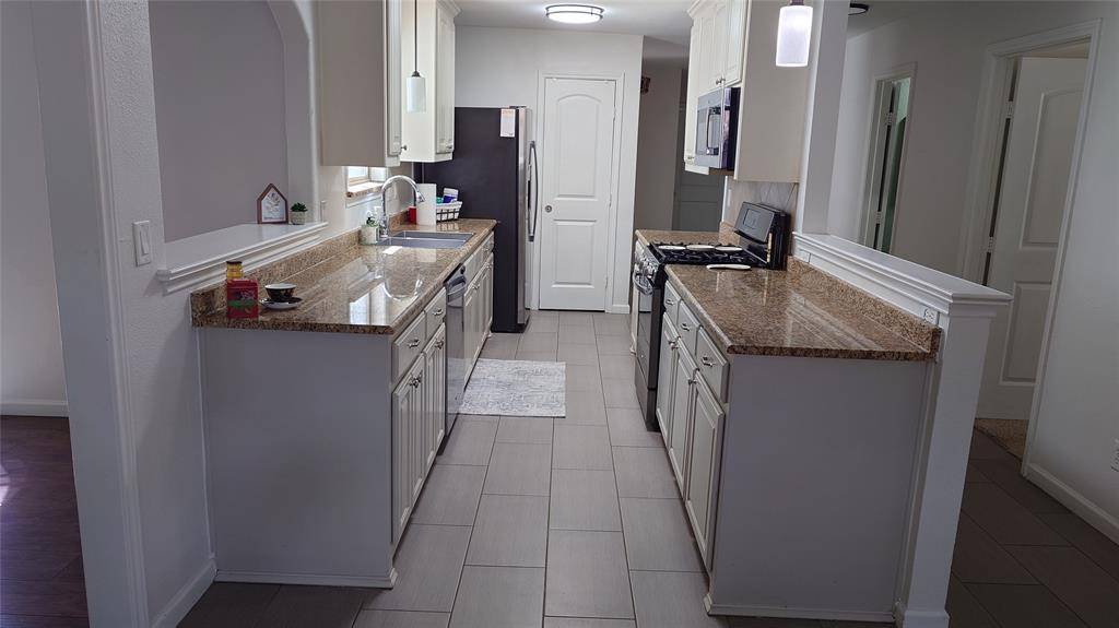 Euless, TX 76040,203 Arnett Drive