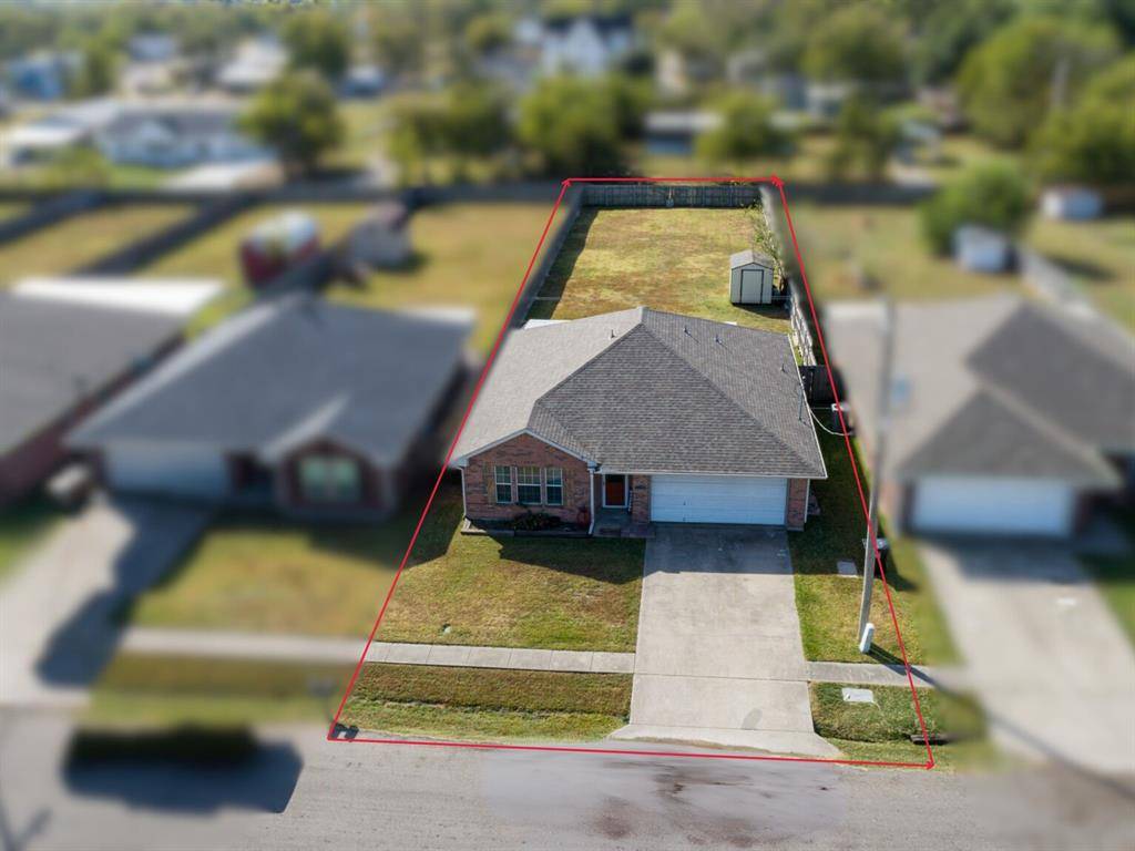 Lone Oak, TX 75453,112 W Cedar Street