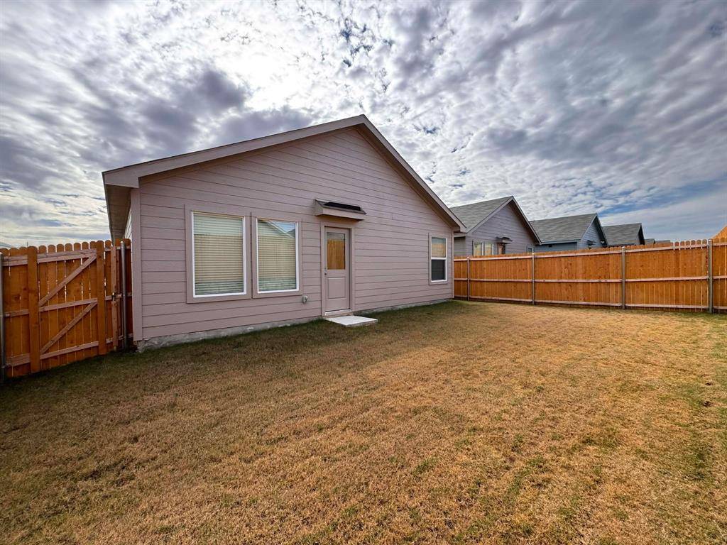 Princeton, TX 75407,1033 Raintree Road