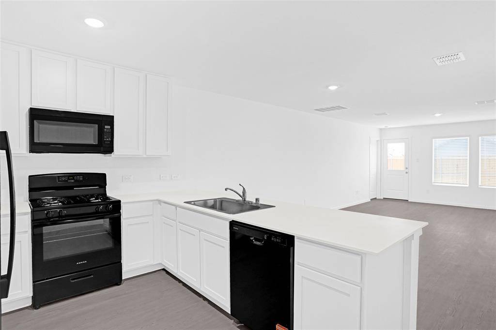 Princeton, TX 75407,1033 Raintree Road