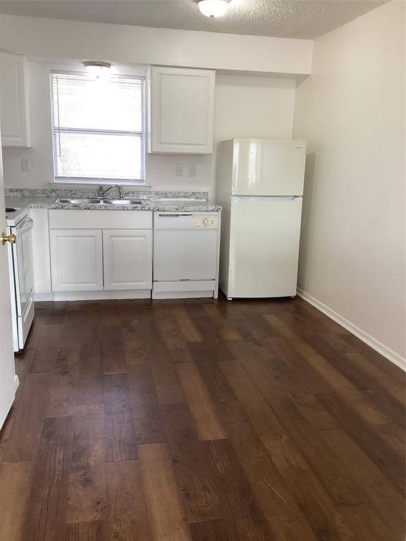 Farmersville, TX 75442,300 S 78 Highway #213