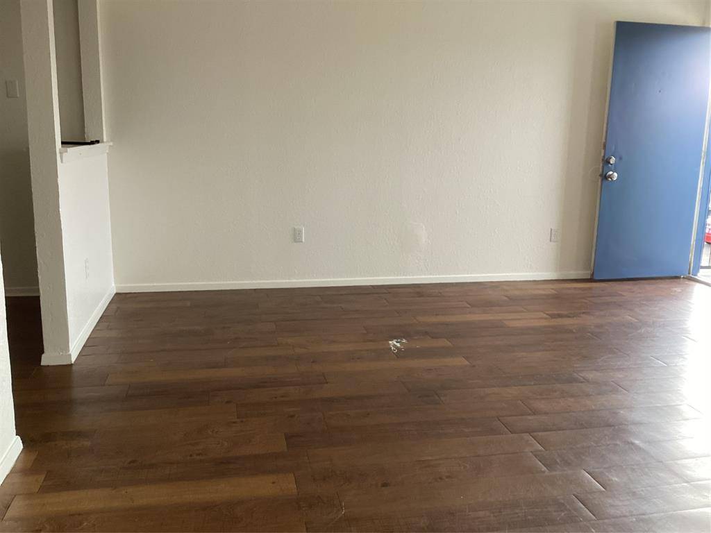 Farmersville, TX 75442,300 S 78 Highway #213