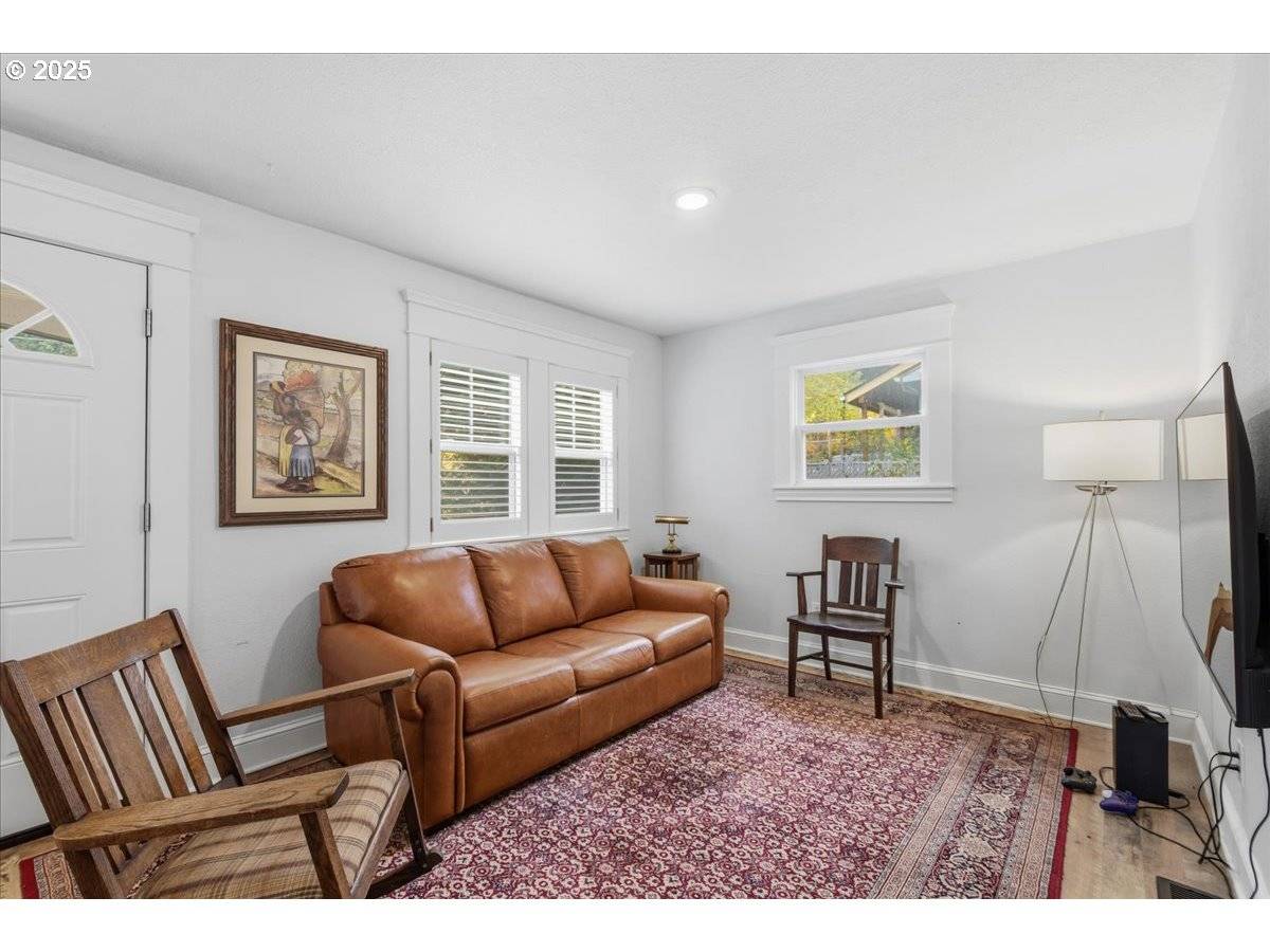 Portland, OR 97220,8813 NE WARD ST