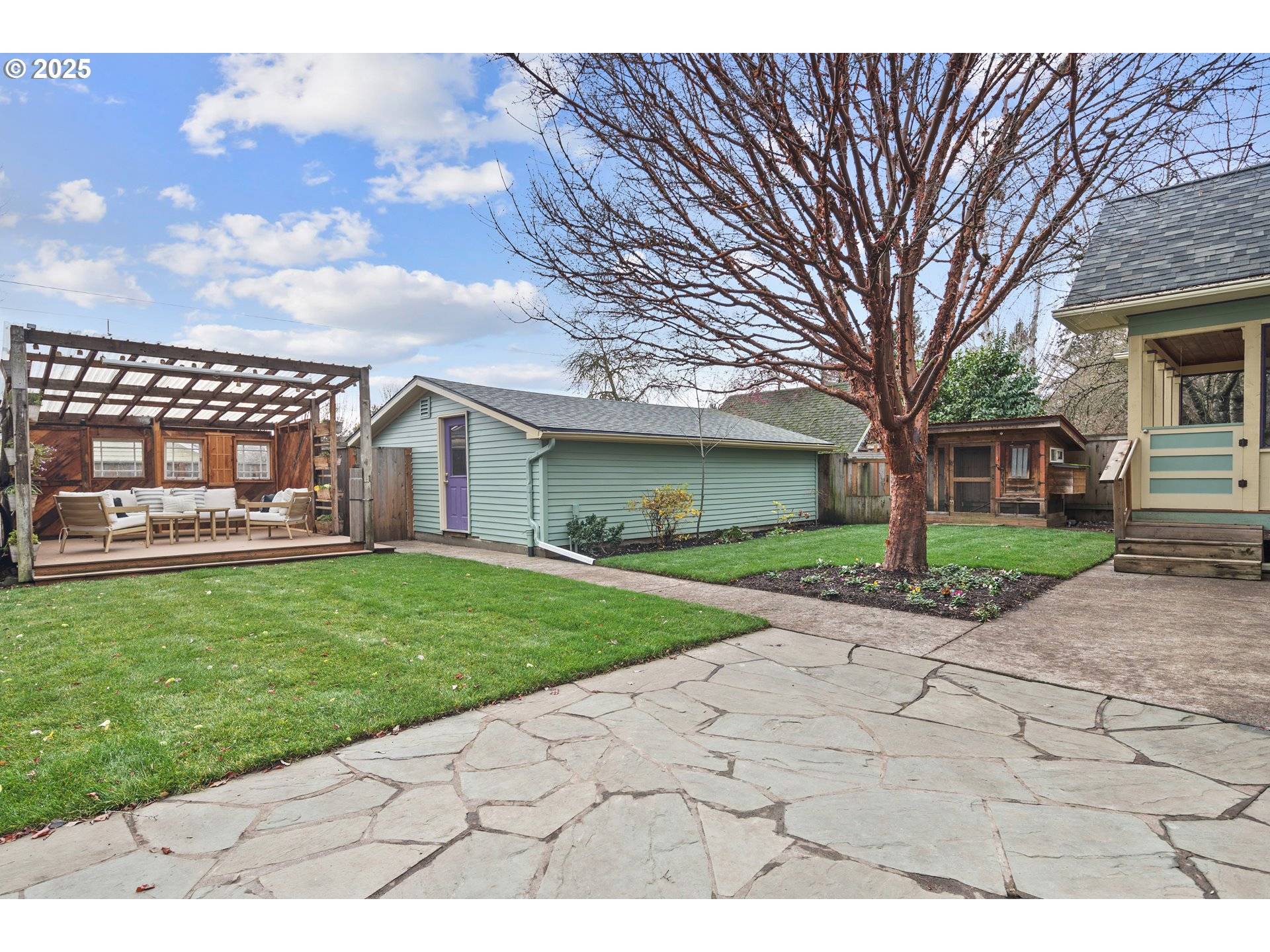 Portland, OR 97214,3962 SE Oak ST