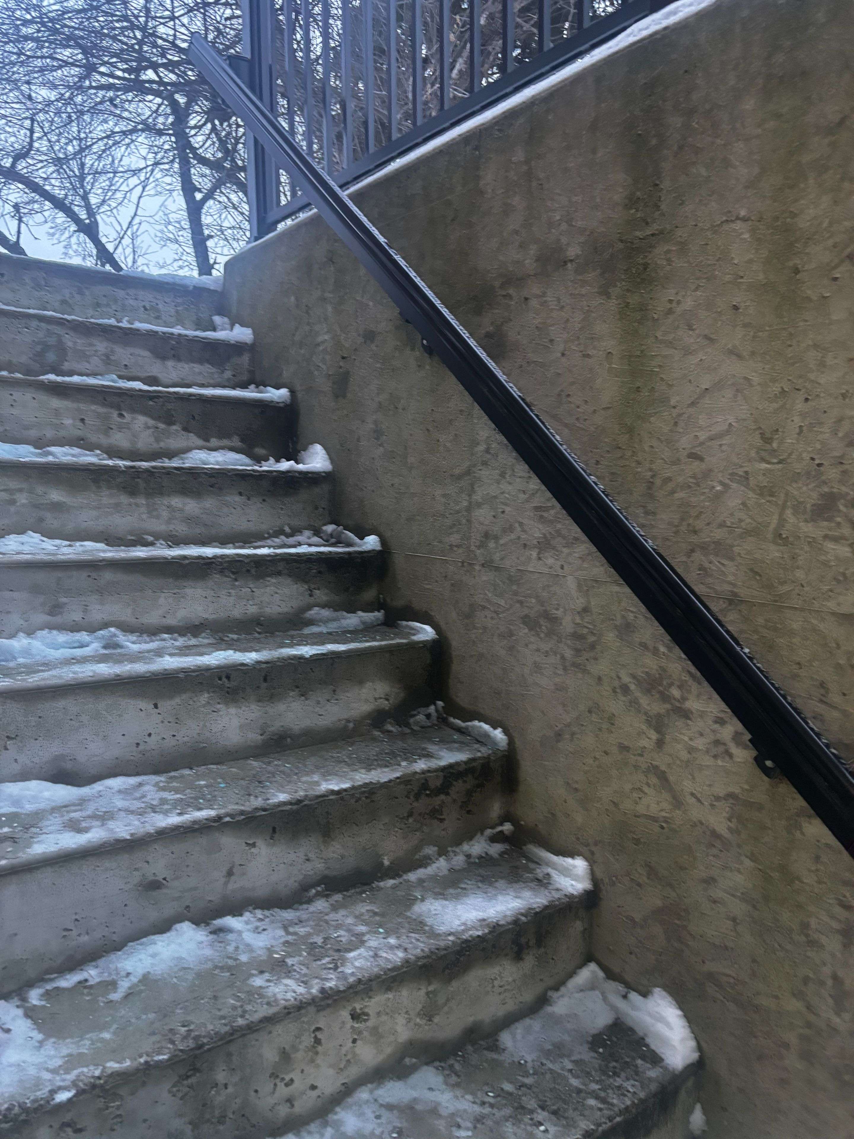 Mississauga, ON L4W 2C2,1703 Chalkdene GRV E