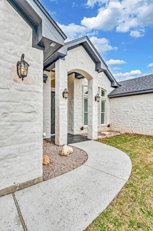 Mcgregor, TX 76657,505 S Navajo Trail