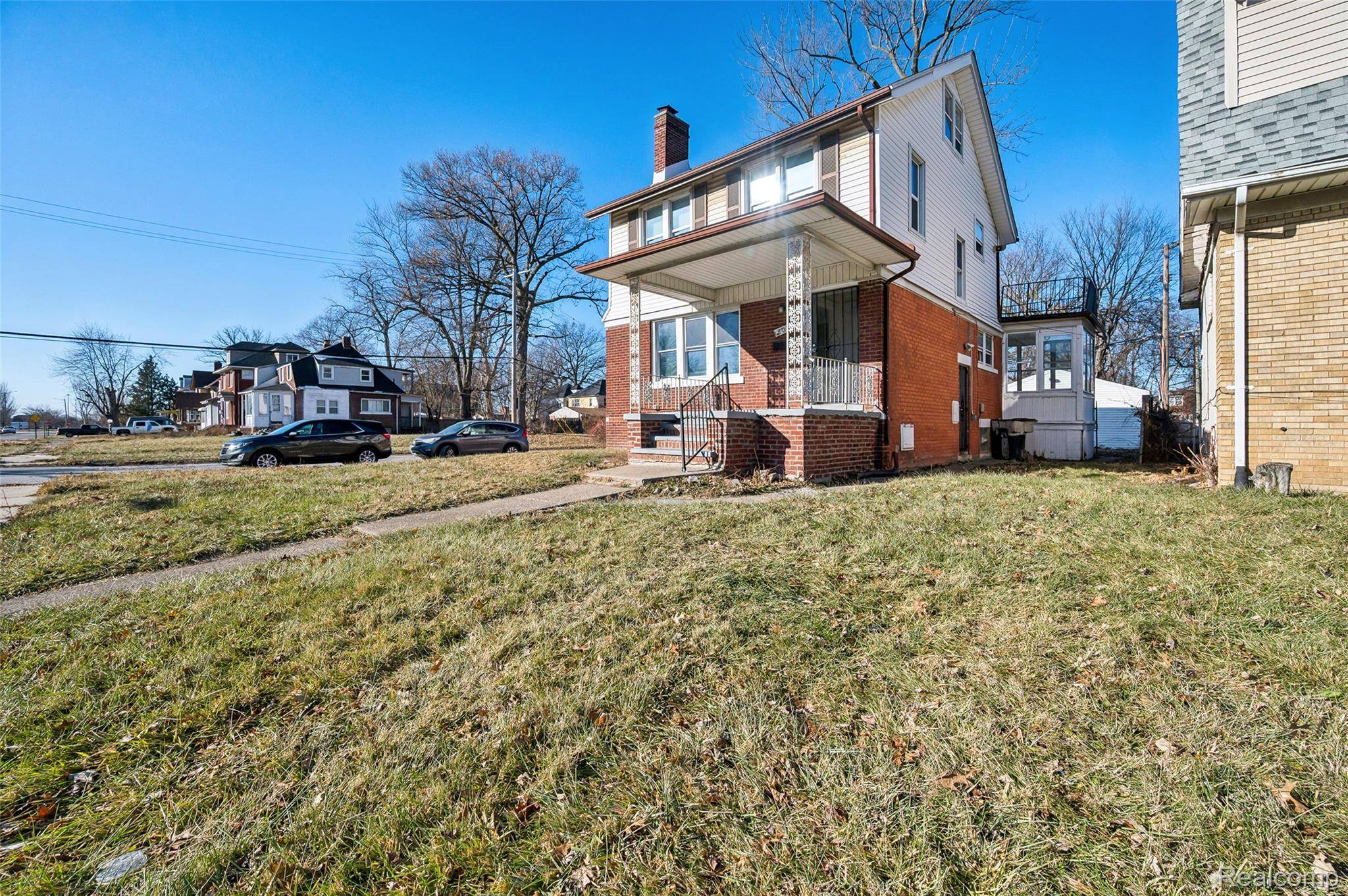 Detroit, MI 48206,2076 Collingwood ST