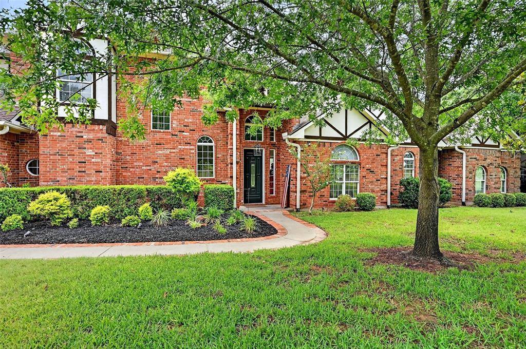 Lake Kiowa, TX 76240,409 Navajo Trail