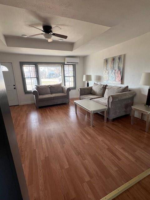 Whitesboro, TX 76273,718 N Union Street