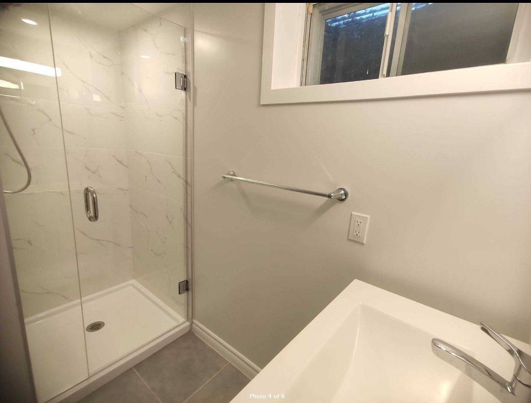 Toronto C15, ON M2J 2A6,17 Marowyne DR