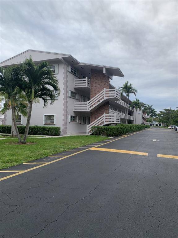 Hallandale Beach, FL 33009,700 LAYNE BL #212