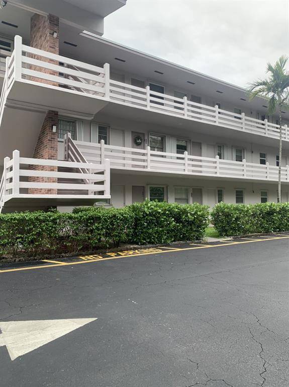 Hallandale Beach, FL 33009,700 LAYNE BL #212