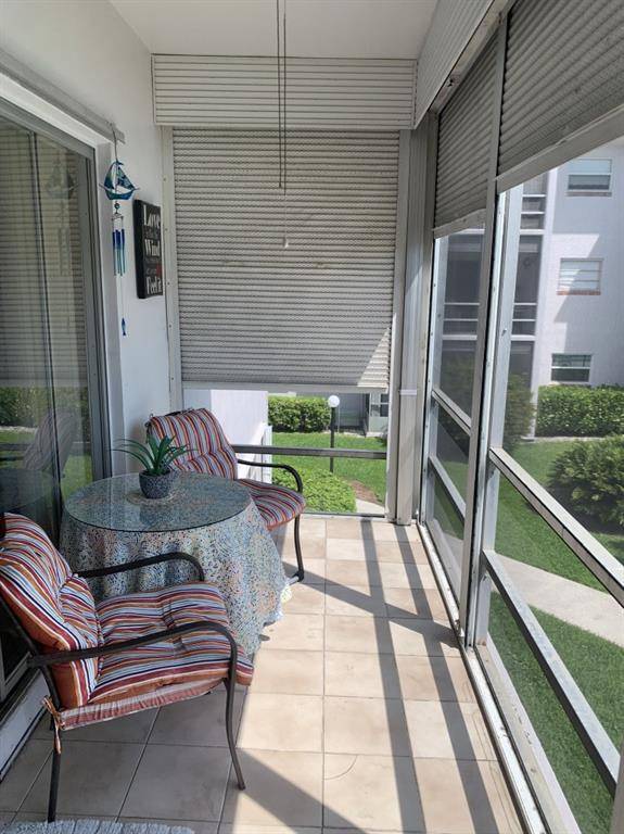Hallandale Beach, FL 33009,700 LAYNE BL #212