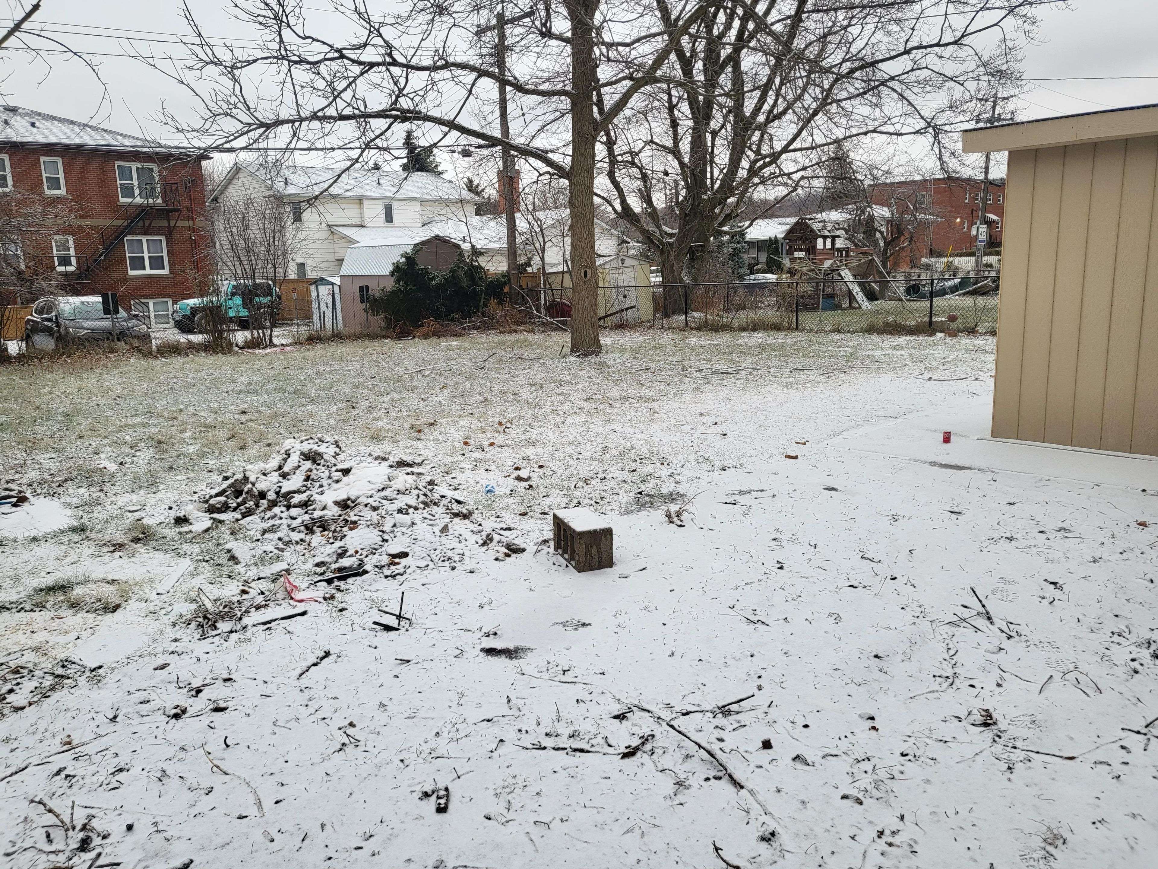 St. Catharines, ON L2T 3N9,19 Masterson DR #Lower level