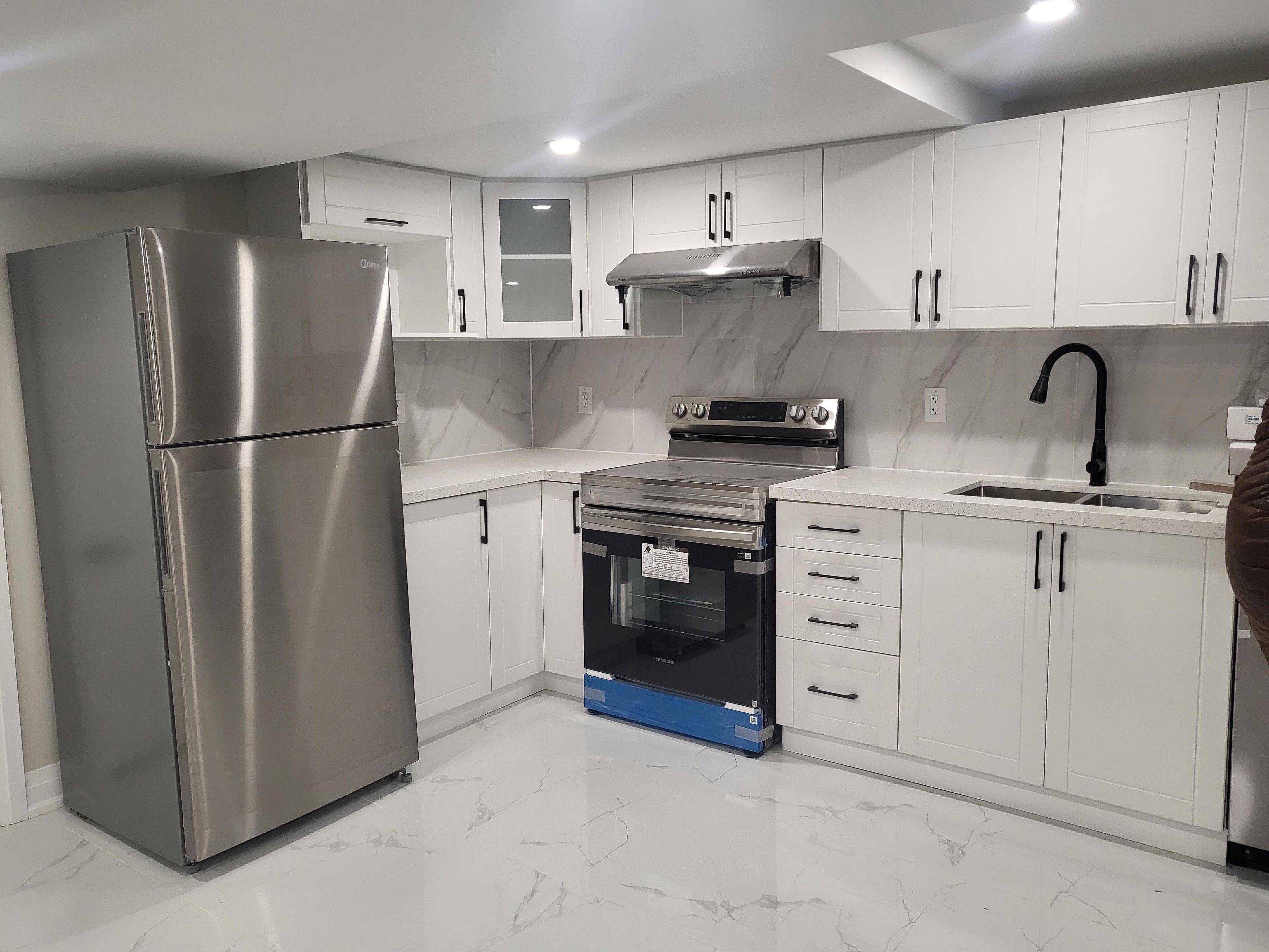 St. Catharines, ON L2T 3N9,19 Masterson DR #Lower level