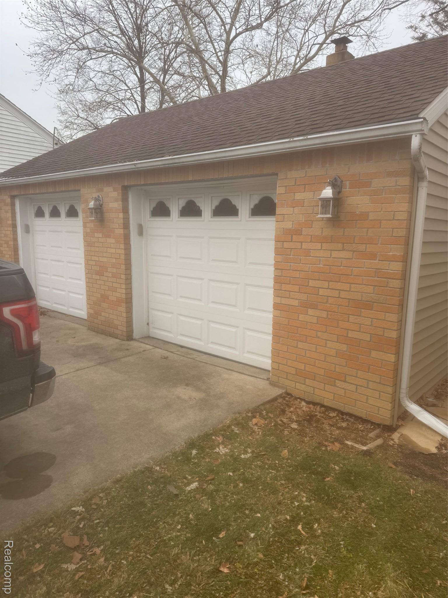 Lansing, MI 48917,401 Richard AVE