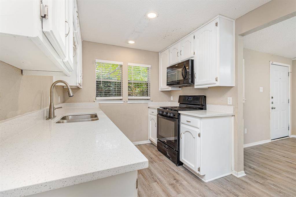 Watauga, TX 76148,6925 Bennington Drive