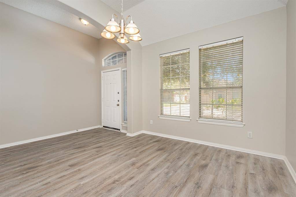 Lewisville, TX 75077,812 Pinnacle Circle