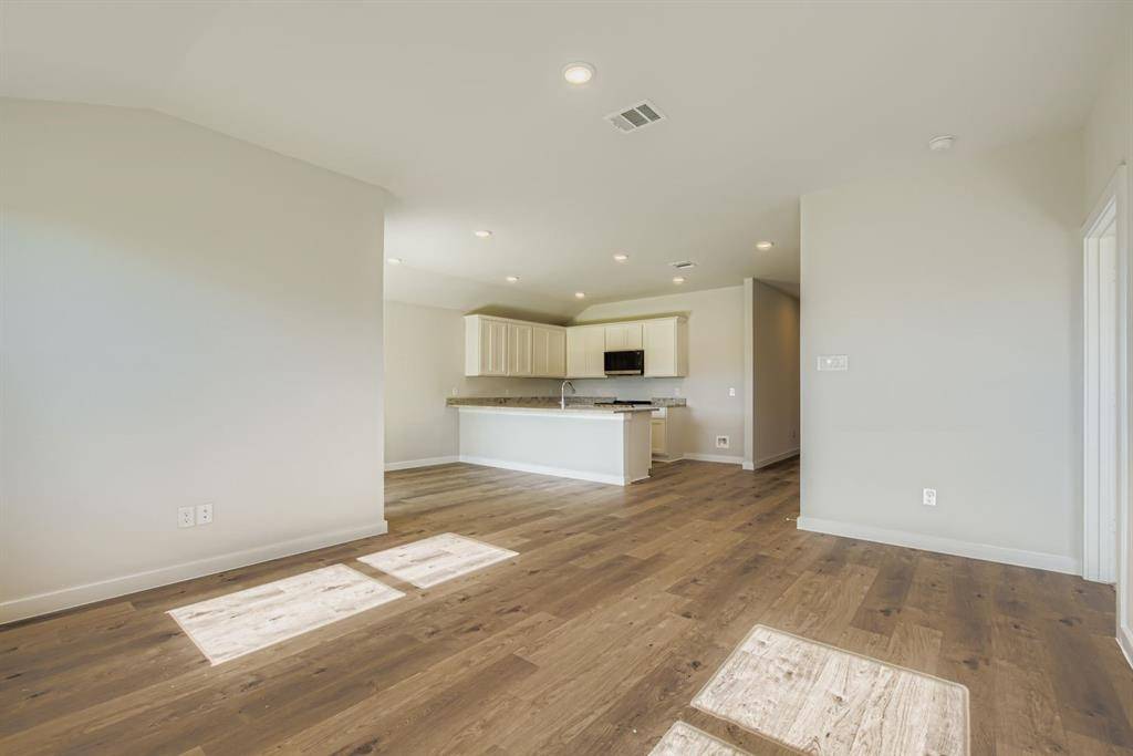 Dallas, TX 75253,3559 Bronze Oak Terrace