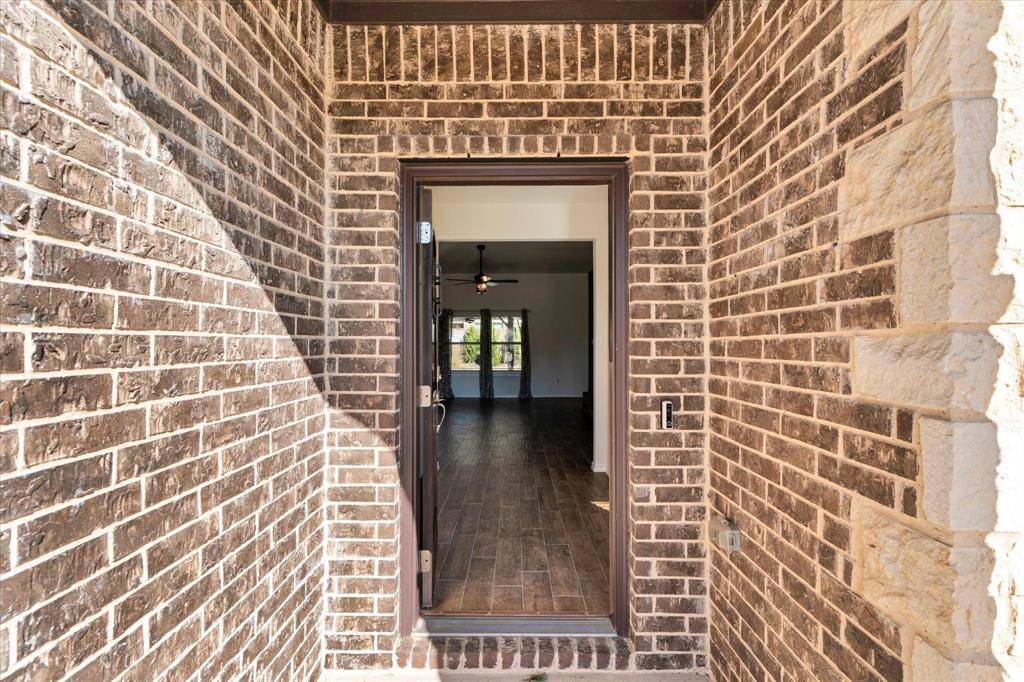 Saginaw, TX 76131,224 Cattlemans Trail