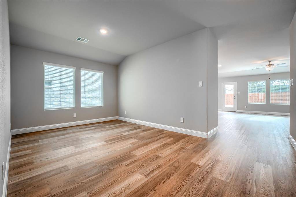 Mckinney, TX 75069,511 Midnight Oak Drive