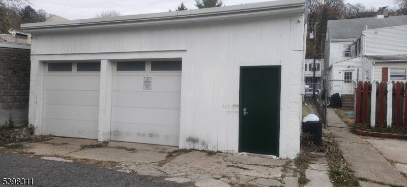 Phillipsburg Town, NJ 08865,38 Reese Way