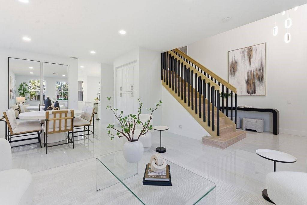 Weston, FL 33327,1170 Chenille Cir