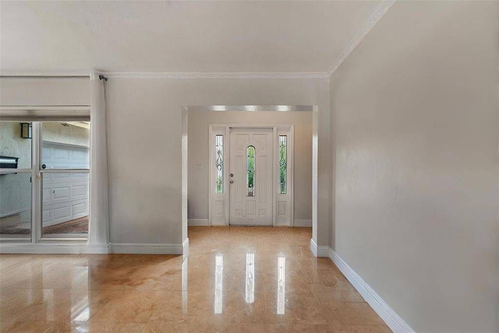 Fort Lauderdale, FL 33305,2808 NE 22nd St