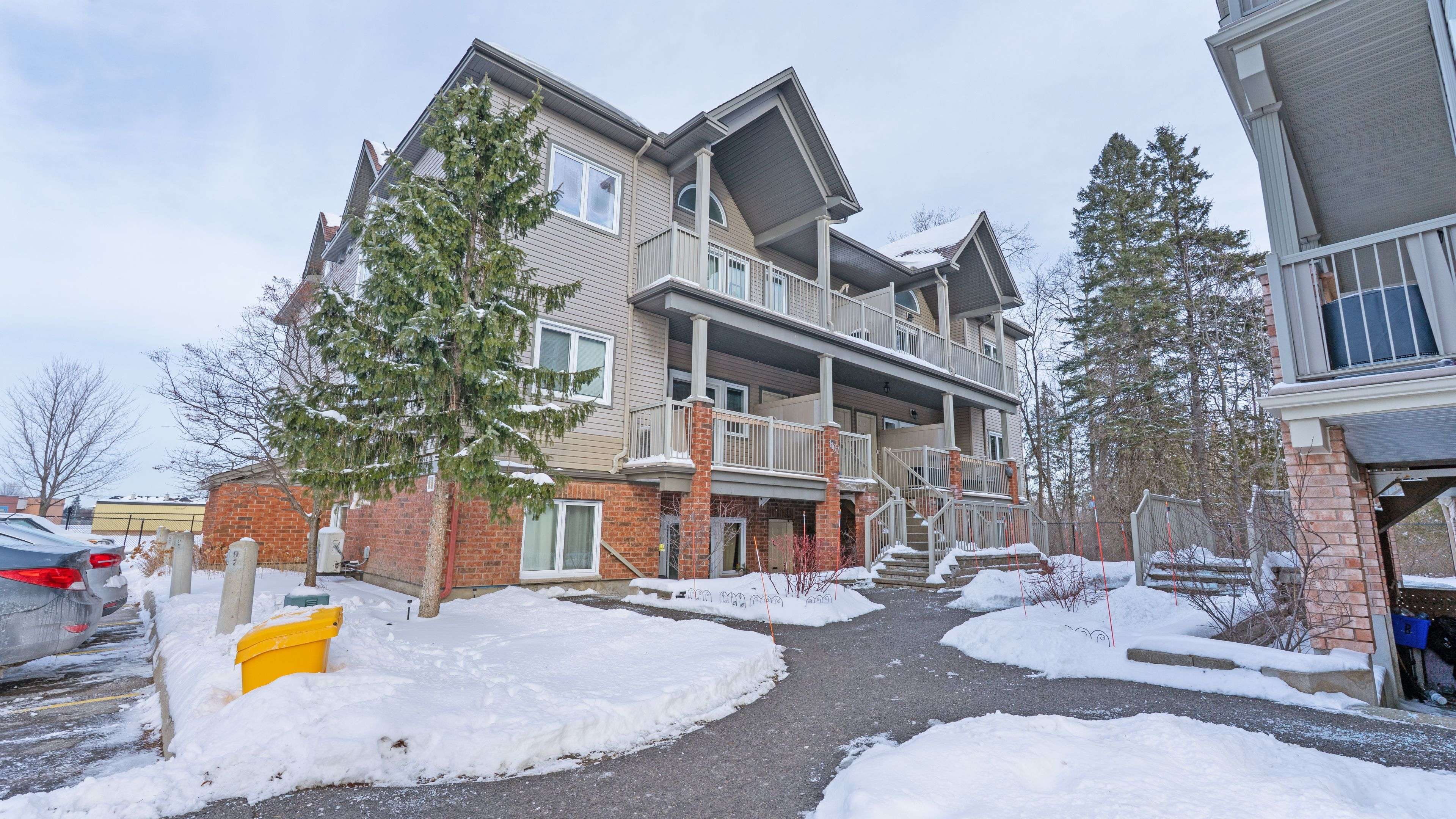 Stittsville - Munster - Richmond, ON K2S 0C7,1107 Stittsville Main ST #G