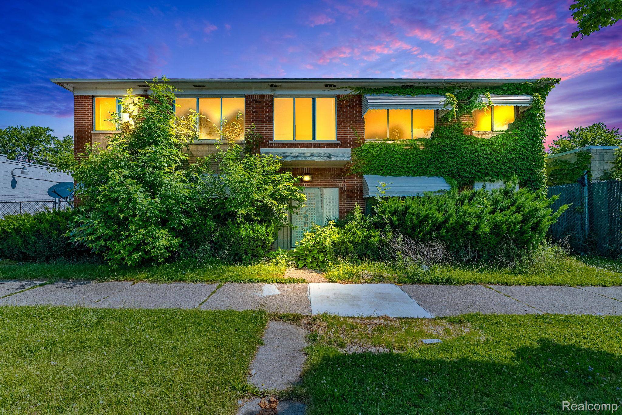 Detroit, MI 48224,11514 Morang DR