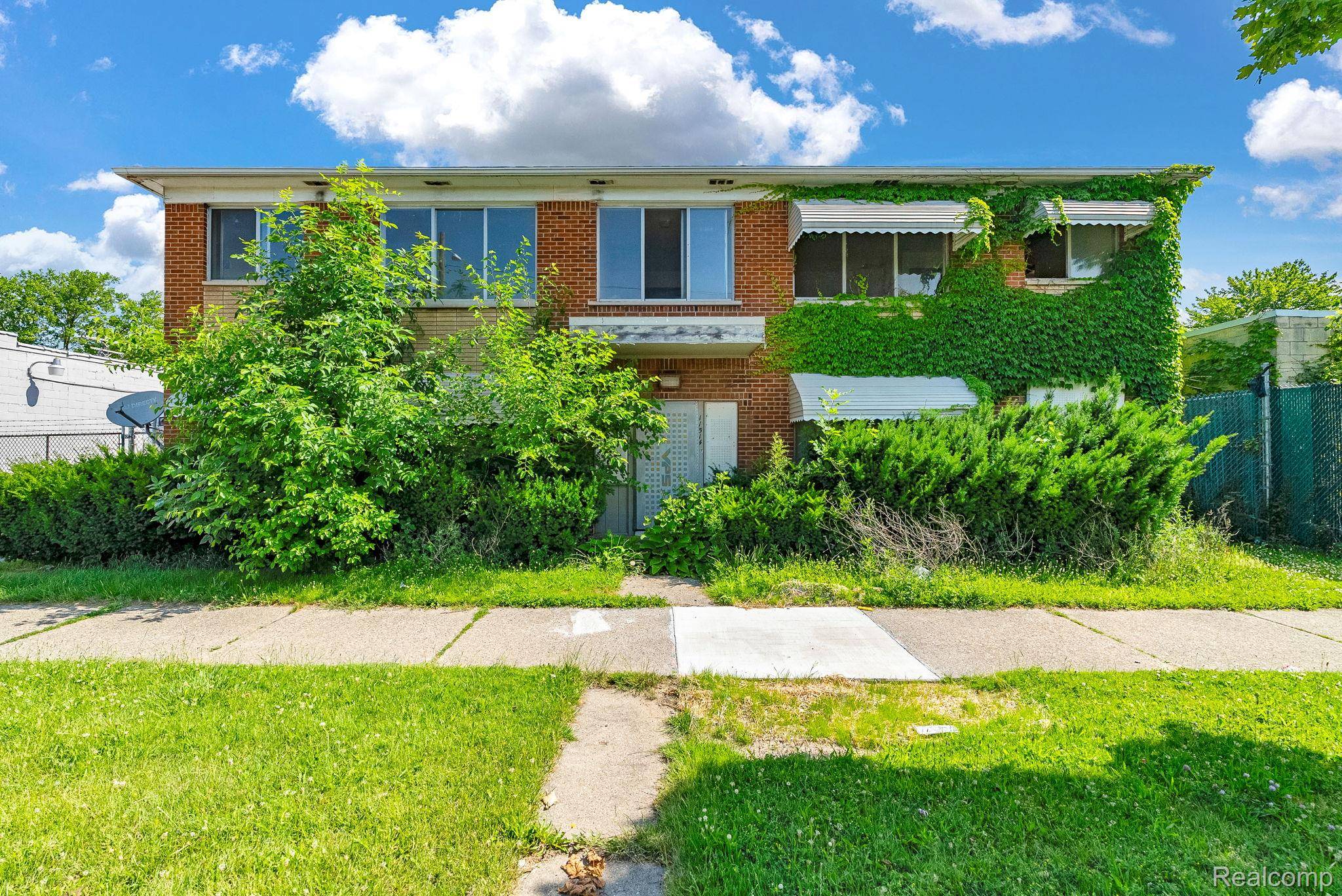 Detroit, MI 48224,11514 Morang DR