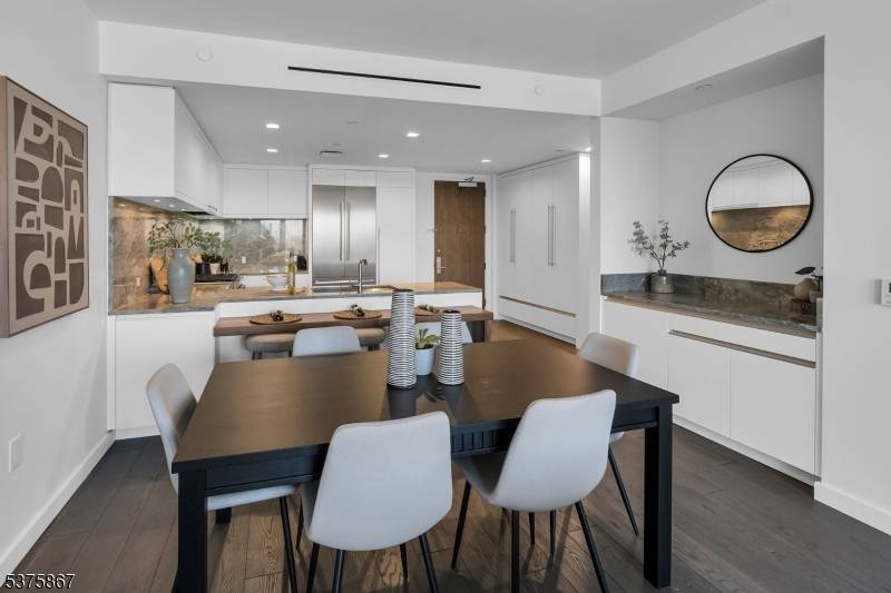 Cliffside Park Boro, NJ 07010,320 Adolphus Ave1204 #1204