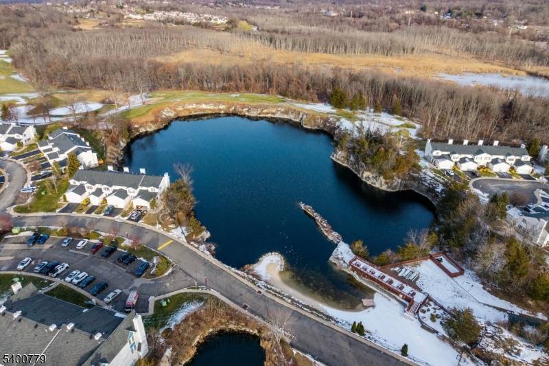 Hamburg Boro, NJ 07419,54 Burlington Ct