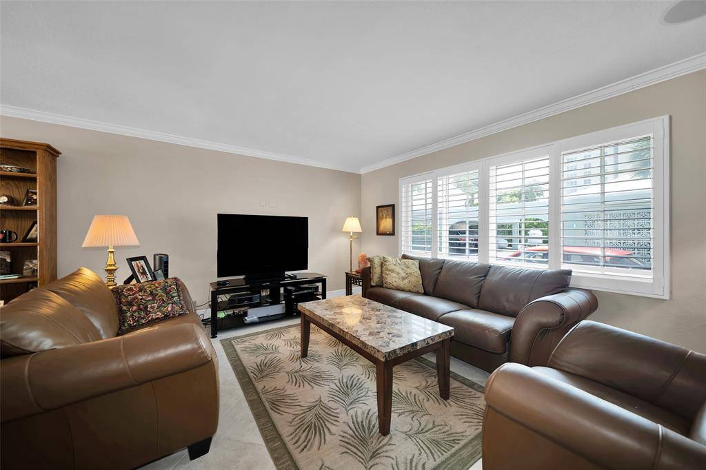 Lauderdale By The Sea, FL 33308,5400 N Ocean Blvd #32