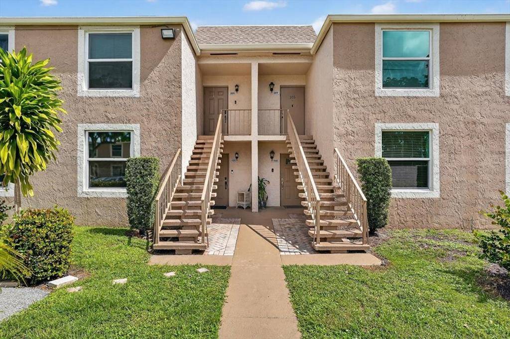 Margate, FL 33063,950 NW 80th Ave #106