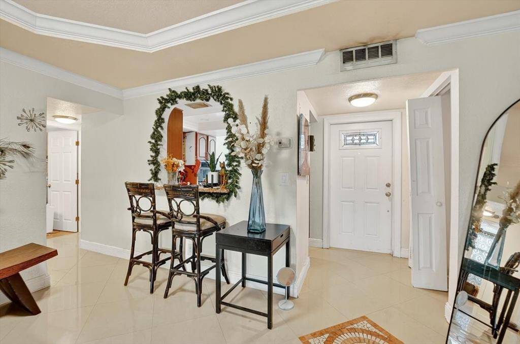 Margate, FL 33063,950 NW 80th Ave #106