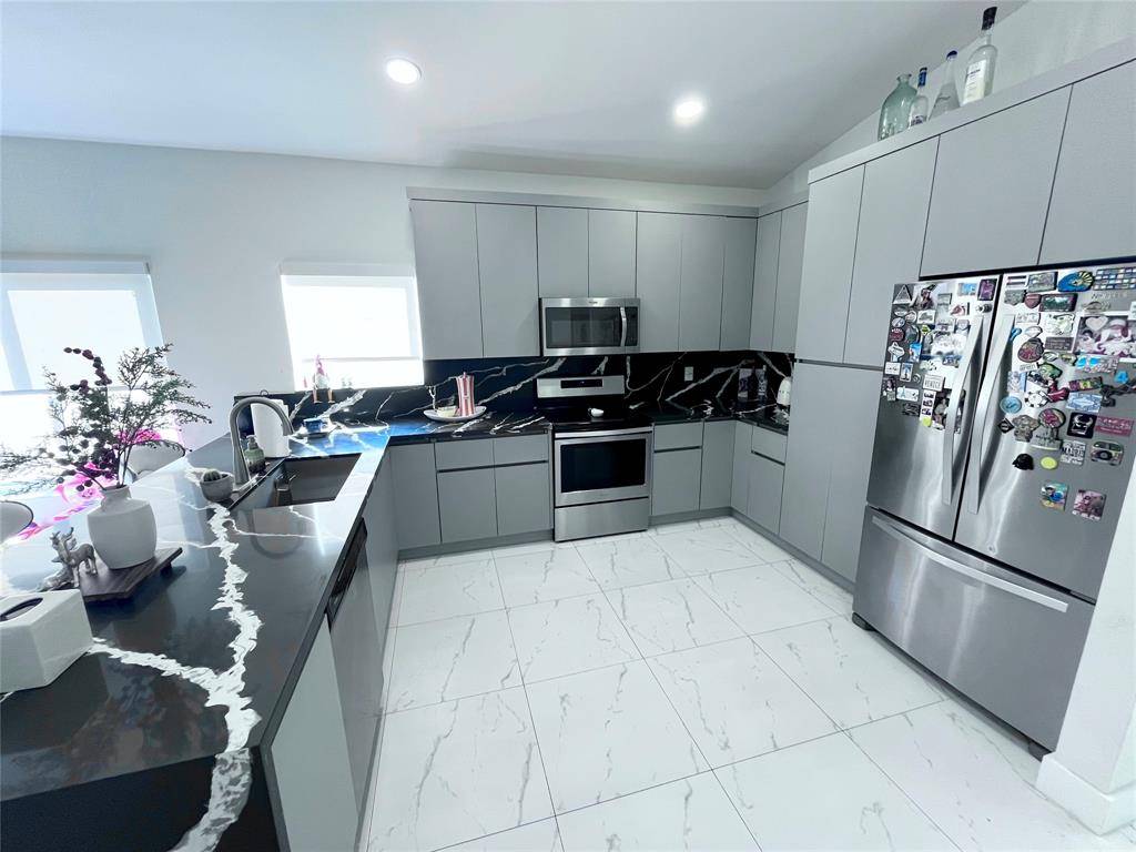 Deerfield Beach, FL 33442,1334 SW 44th Ter