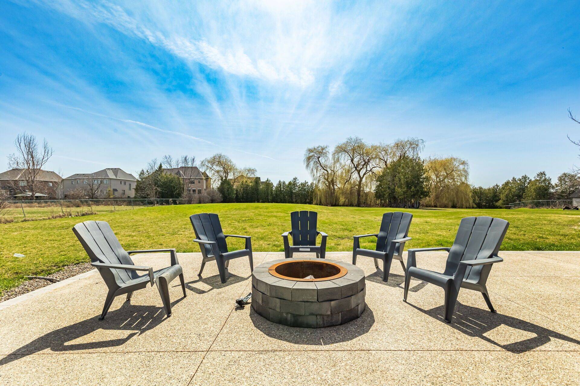 Brampton, ON L6P 0L2,12 Julian DR