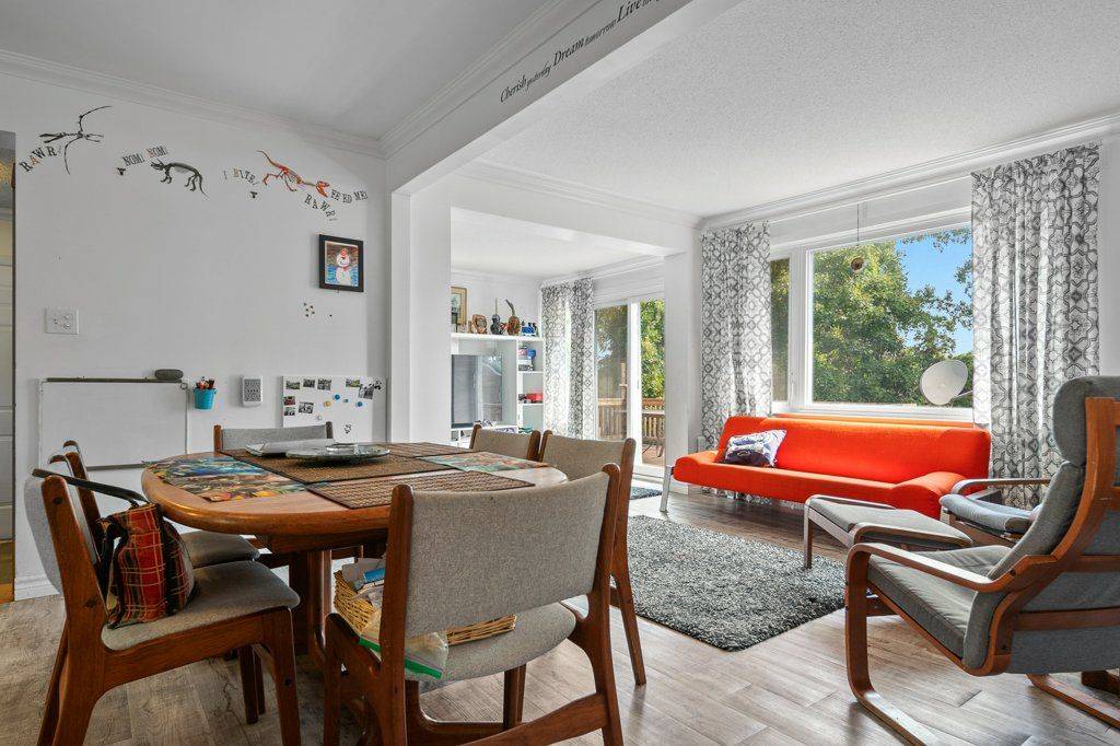 Greater Napanee, ON K7R 2B7,400 Dundas ST W