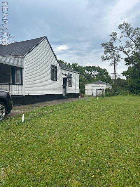 Detroit, MI 48205,11084 Findlay ST