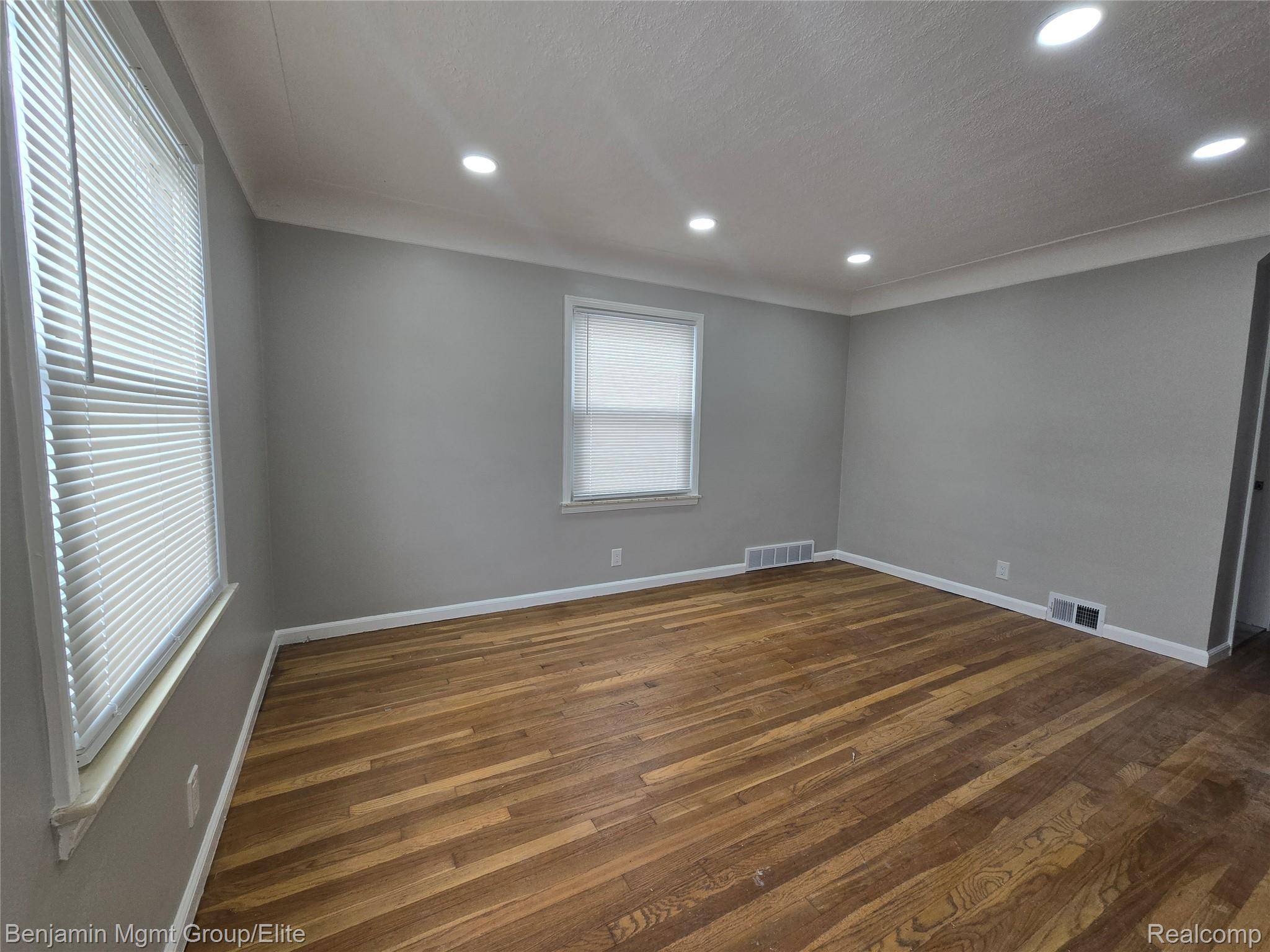 Lincoln Park, MI 48146,1590 Mill ST