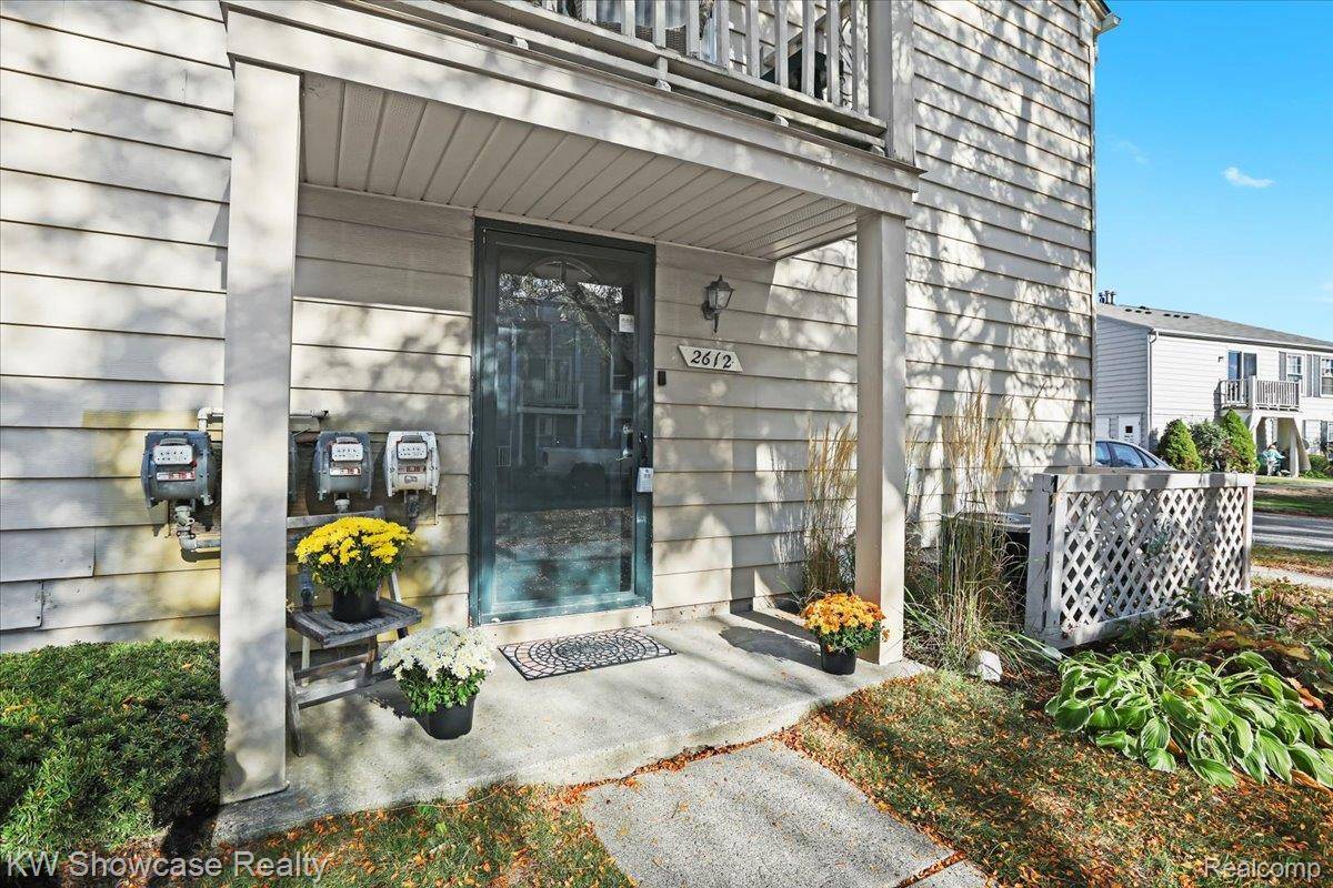 Lake Orion, MI 48360,2612 Wildwood CT