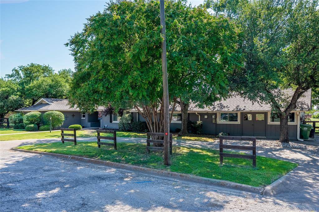 Krum, TX 76249,102 Clearman Street