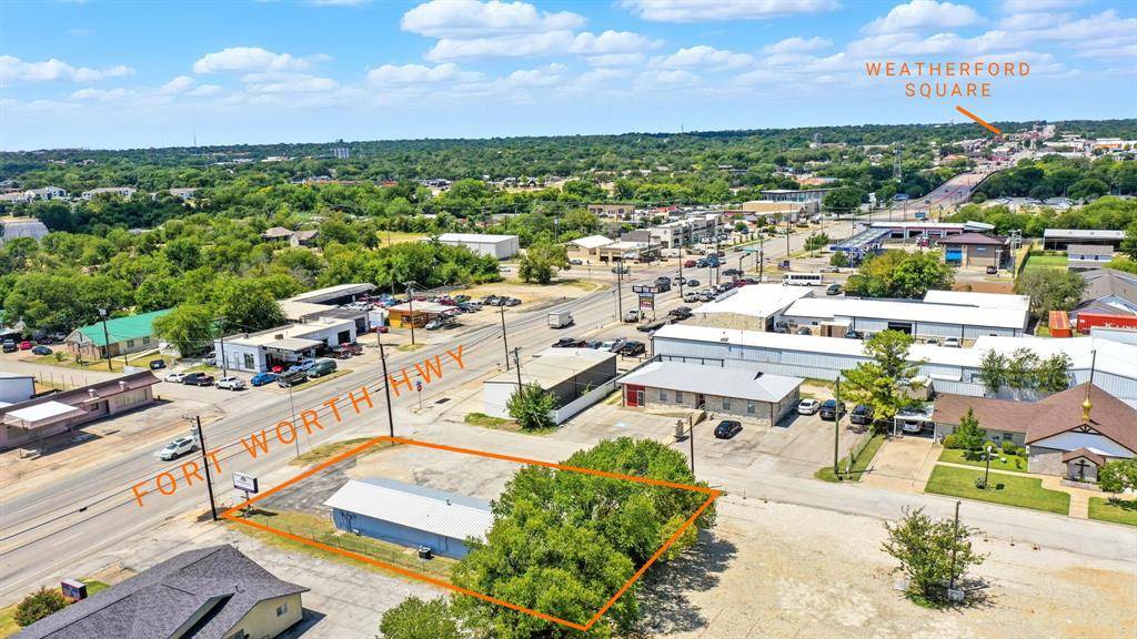 Weatherford, TX 76086,104 N Line Street