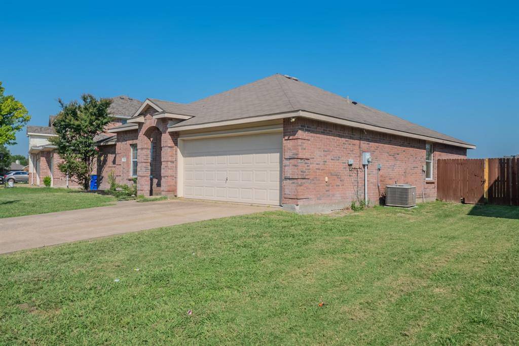 Forney, TX 75126,106 Robin Lane
