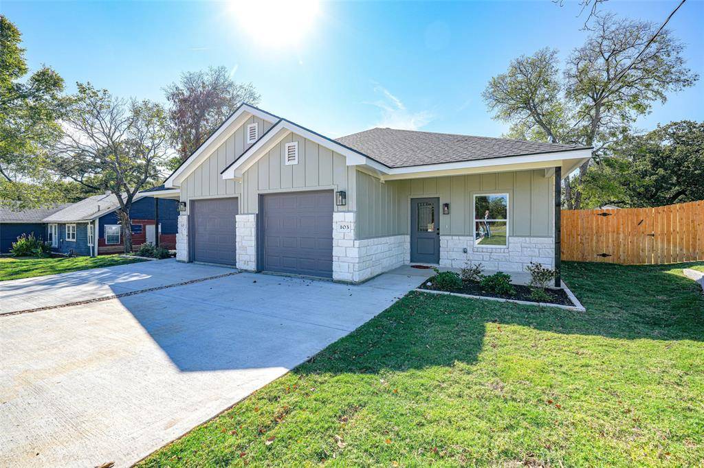 Covington, TX 76636,103 & 105 S Barron