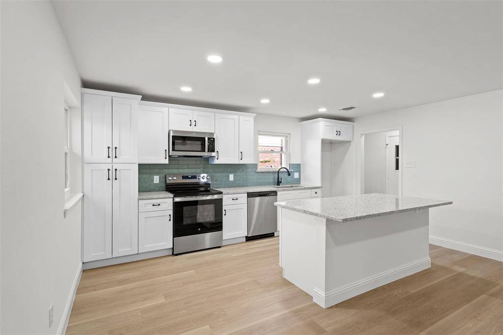 Fort Worth, TX 76116,3858 Cartist Drive