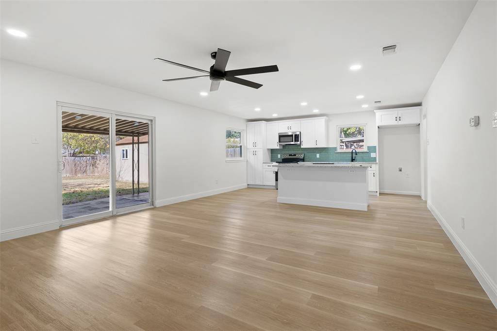 Fort Worth, TX 76116,3858 Cartist Drive