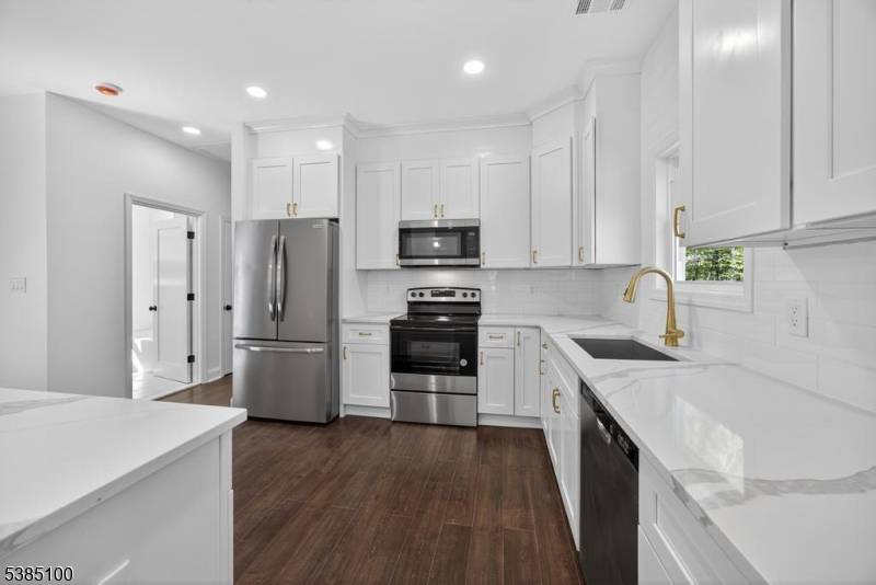 Stillwater Twp., NJ 07860,903 Aspen Ct